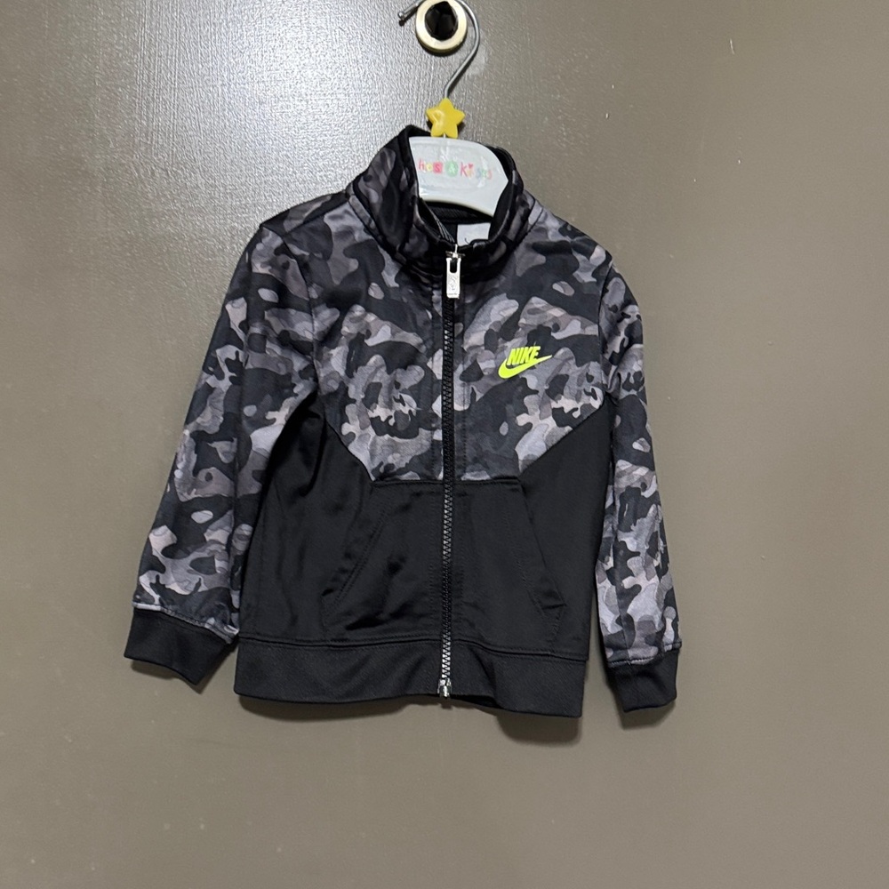 Nike Kids Camo Black and Gray Hoodie